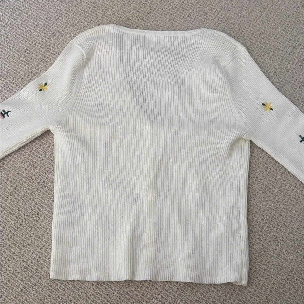 Floral Embroidered Cream Cardigan - Picture 6 of 6